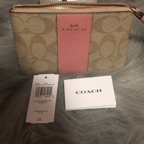 Brand new coach wristlet - Picture 4 of 5